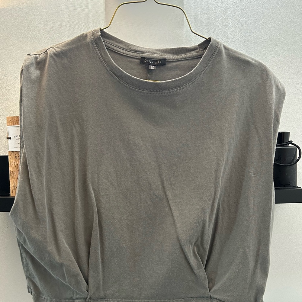 Dynamite Gray Muscle Tee